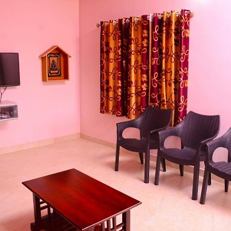 Coorg Girinivas Homestay 102 マディケーリ エクステリア 写真