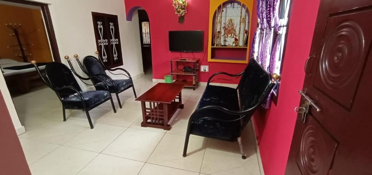 Coorg Girinivas Homestay 102 マディケーリ エクステリア 写真